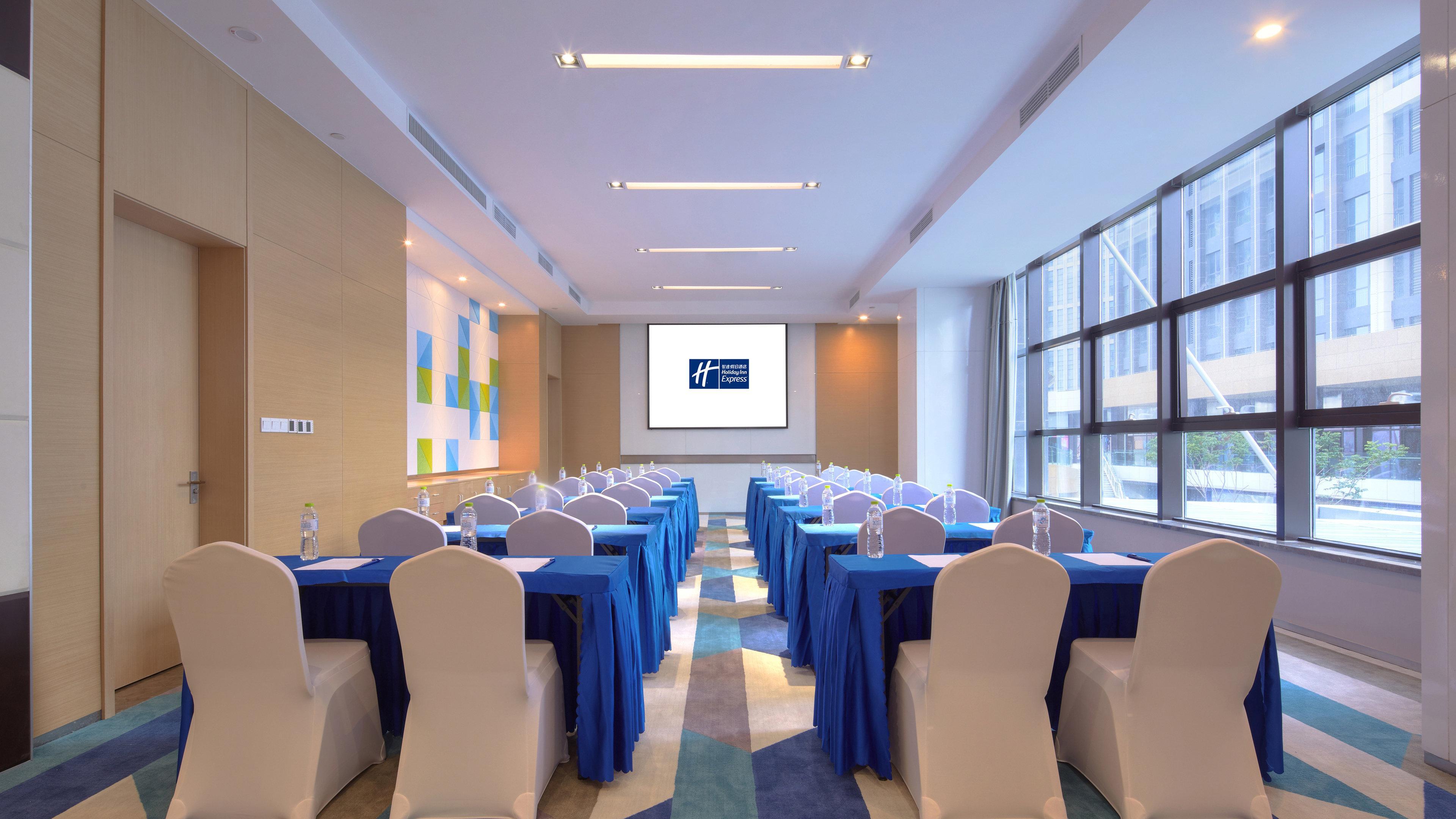 Holiday Inn Express - Qingdao West Coast By Ihg Eksteriør billede