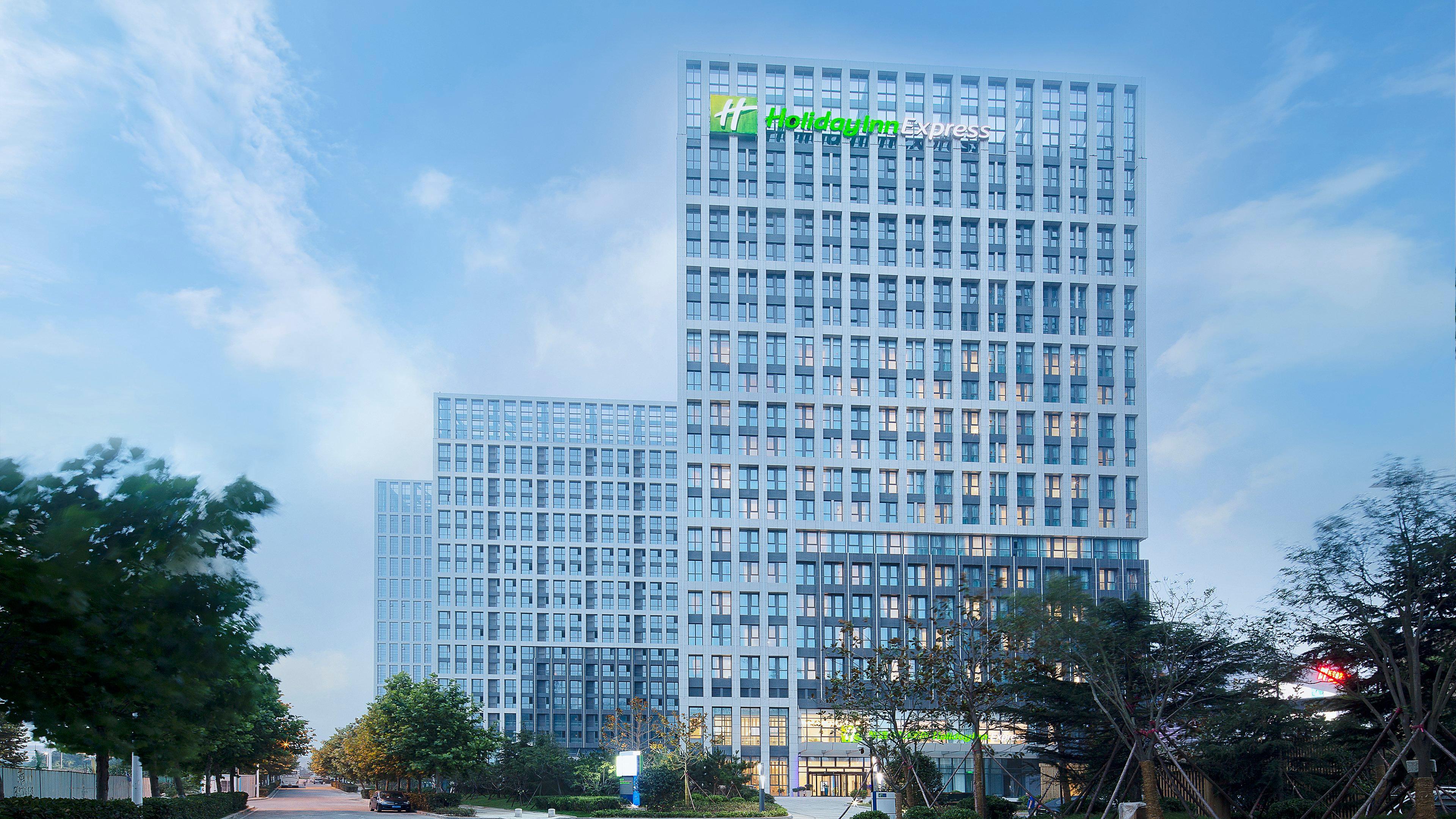 Holiday Inn Express - Qingdao West Coast By Ihg Eksteriør billede