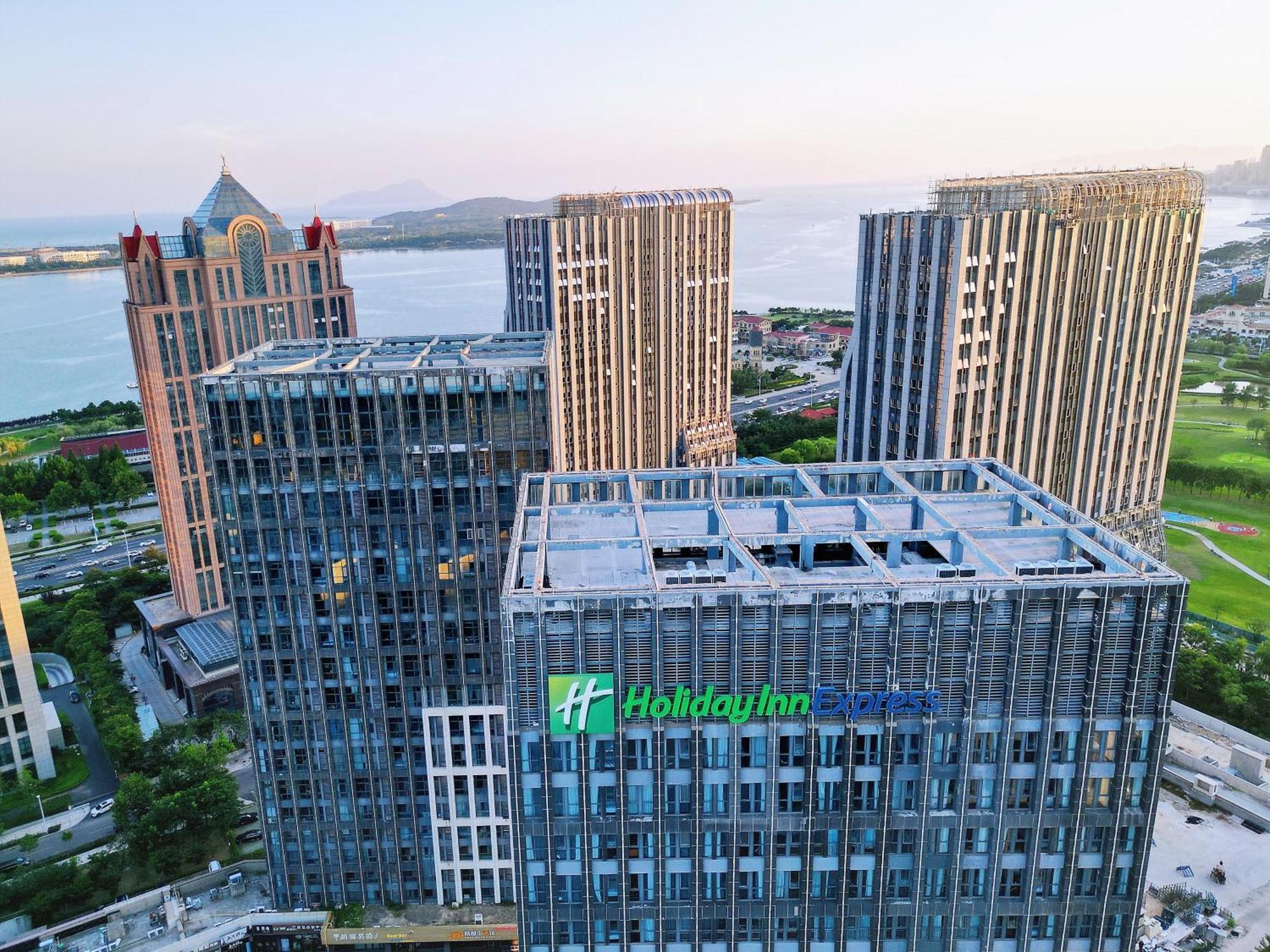 Holiday Inn Express - Qingdao West Coast By Ihg Eksteriør billede